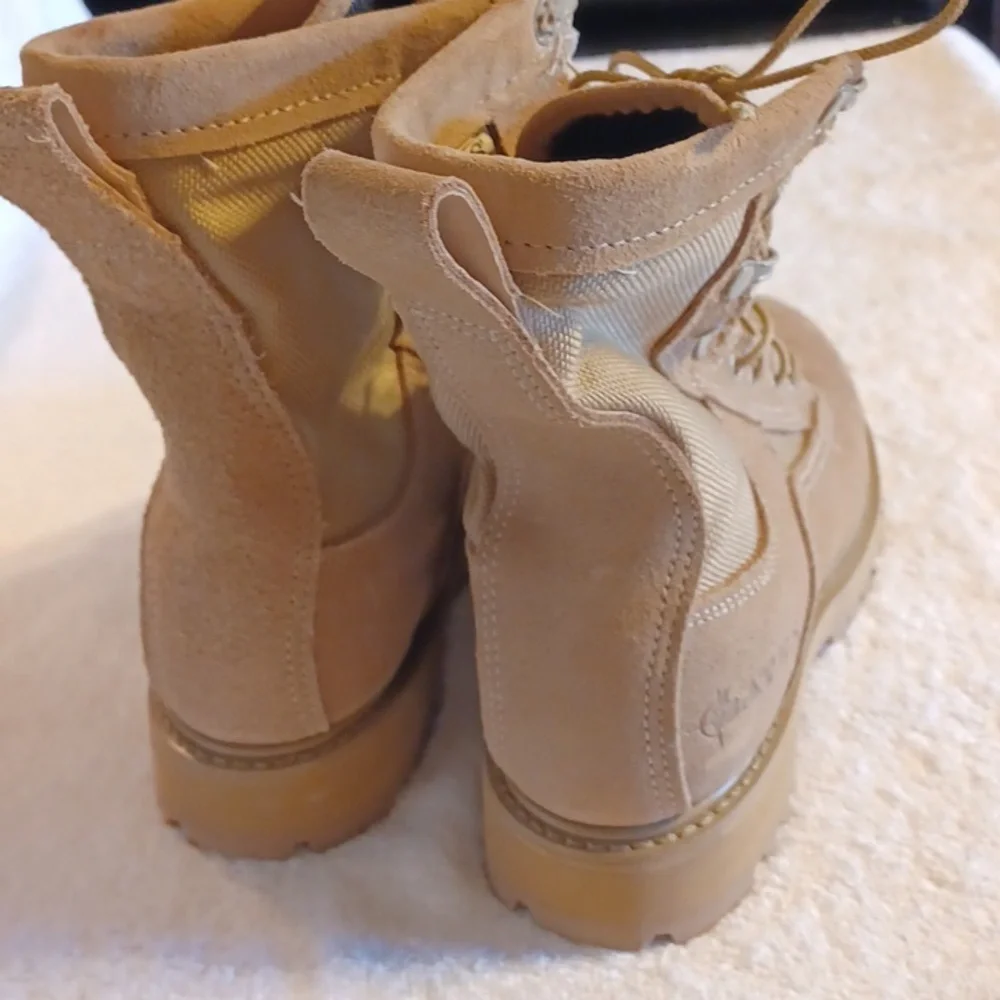 Bates combat boots men's size 5 new army boots